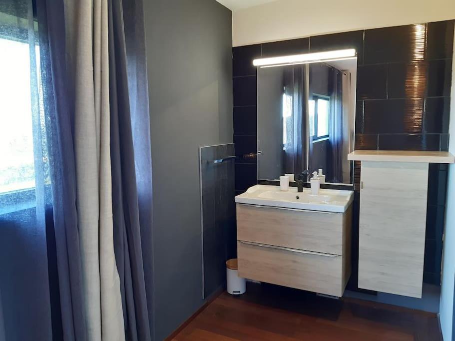 Logement 80 M2 Avec Terrasses Entre Les Deux Abers Landéda Esterno foto